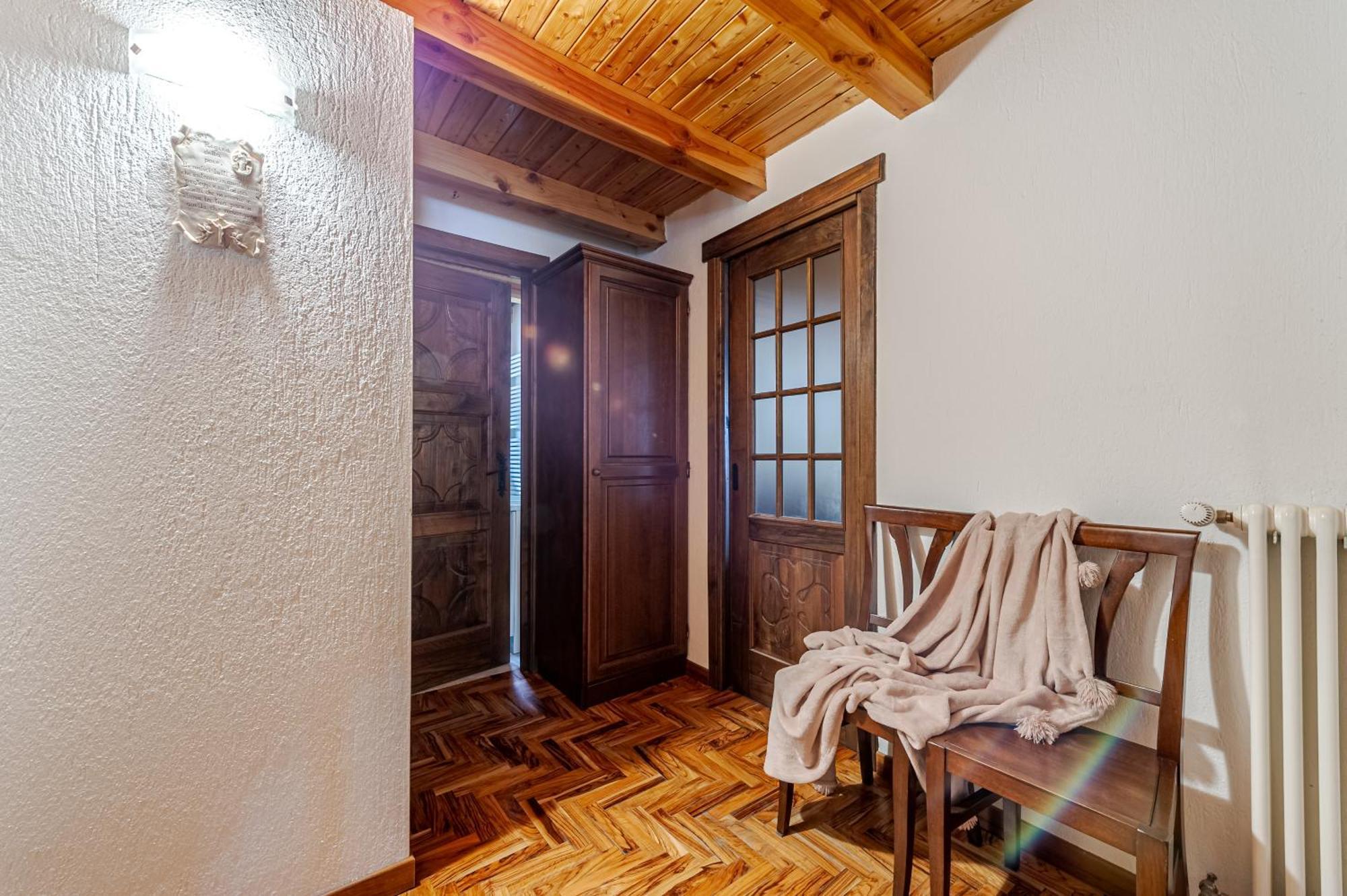 Casa Beatrice - Wifi, Parcheggio E Vista Montagna - Cour 0231 Apartment Courmayeur Exterior photo